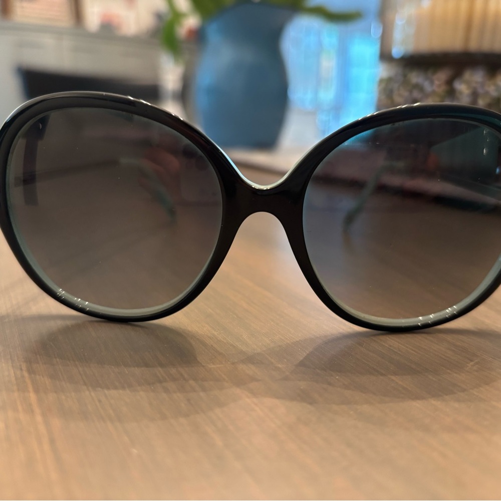 Glamorous Tiffany and Co Oversized Sunglasses